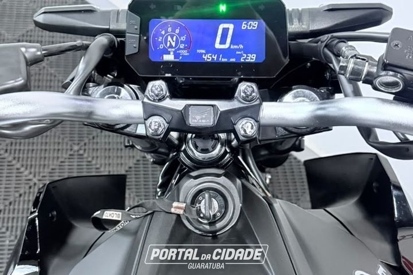 HONDA CB