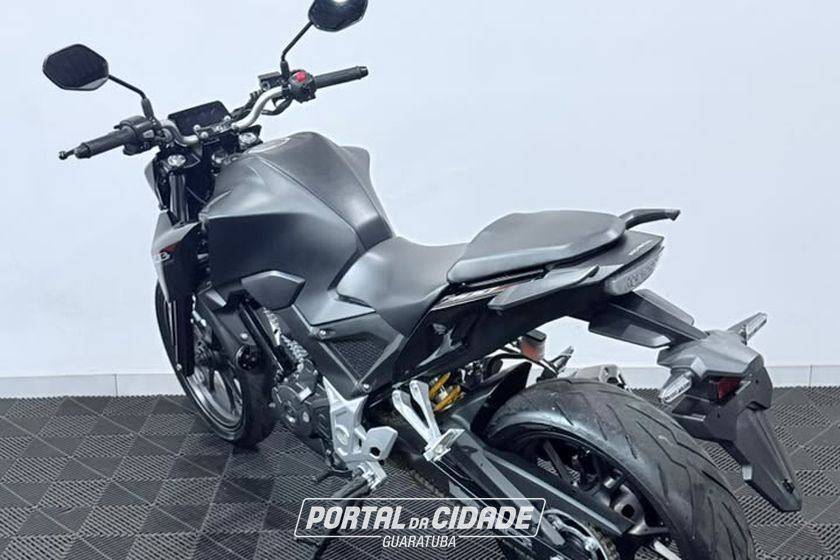 HONDA CB