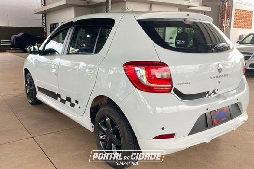 Renault SANDERO
