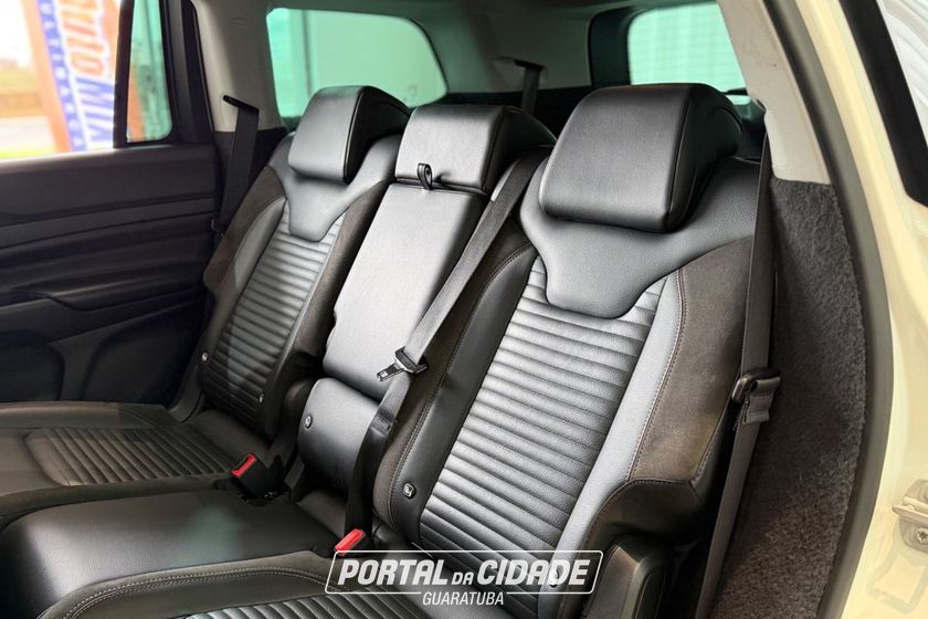 Jeep Commander
