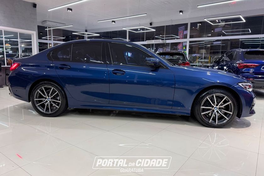BMW 320iA