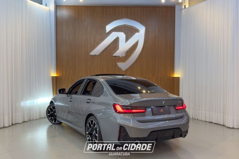 BMW 320iA