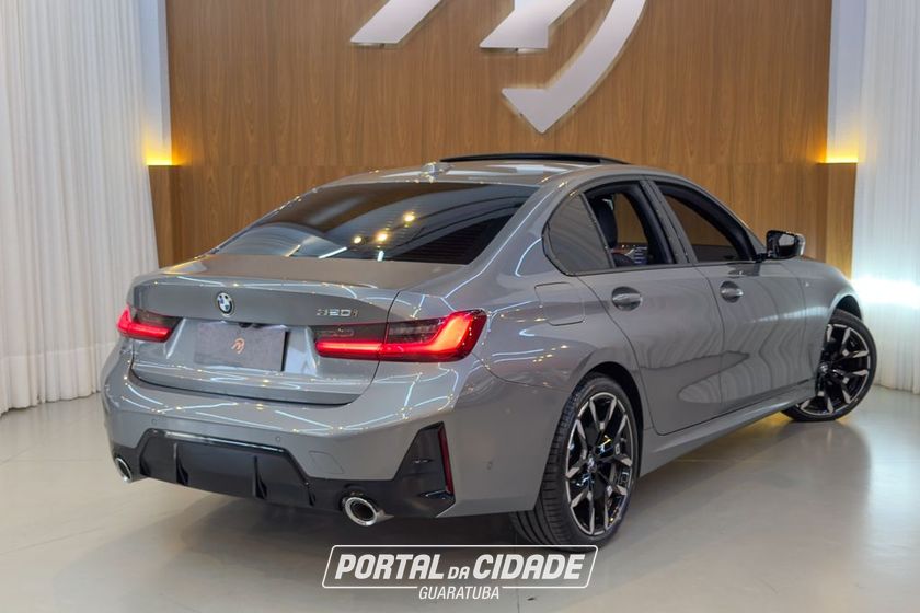 BMW 320iA