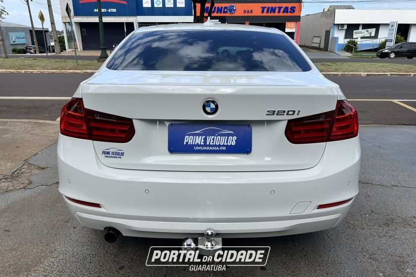 BMW 320iA