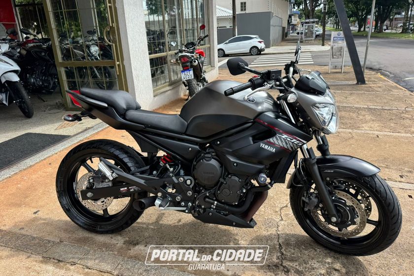YAMAHA XJ6