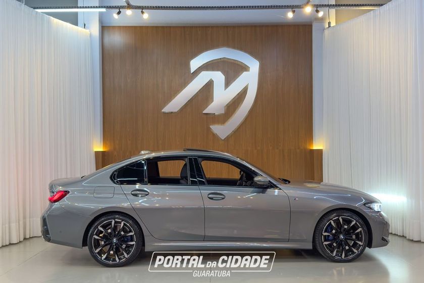BMW 320iA