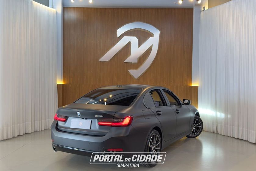 BMW 320iA