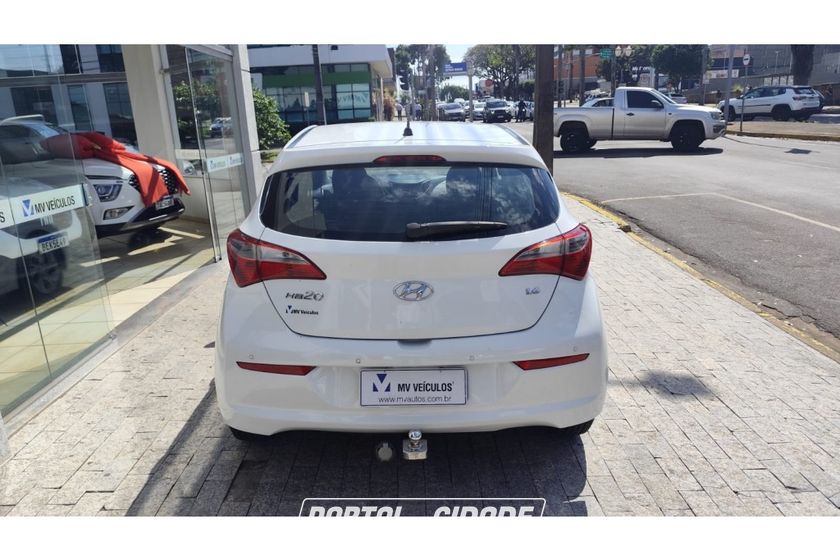 Hyundai HB20