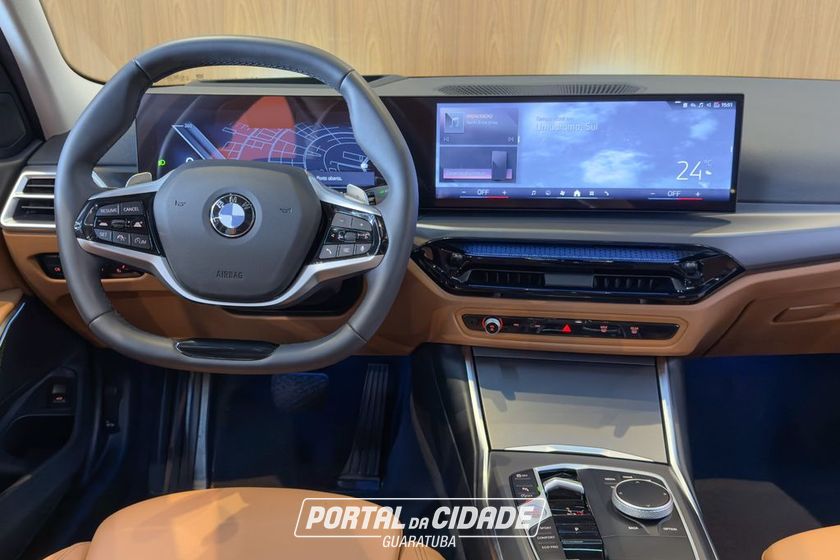 BMW 320iA
