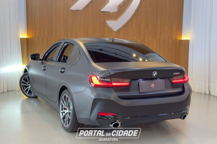 BMW 320iA