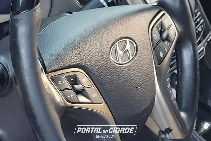 Hyundai AZERA