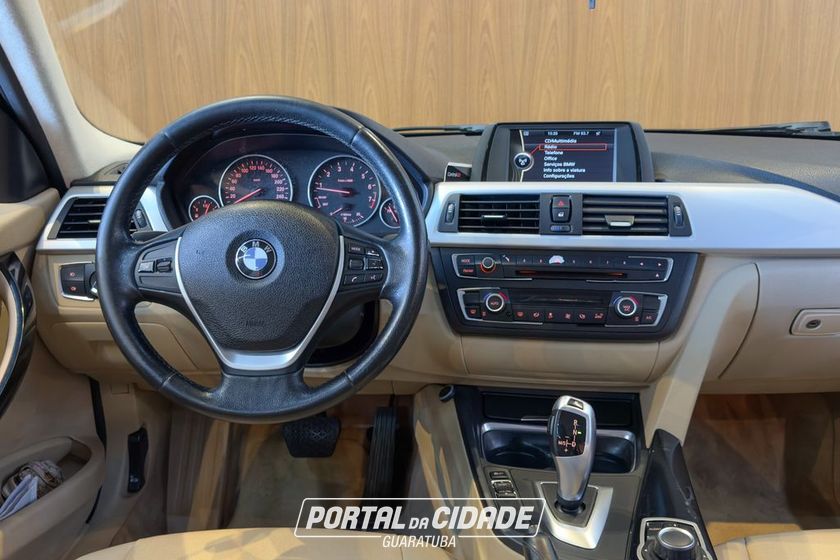 BMW 320iA