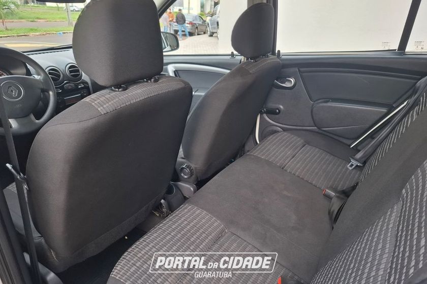 Renault SANDERO