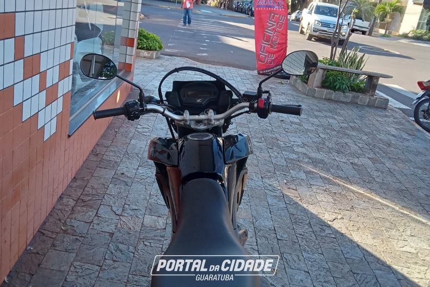 HONDA NXR