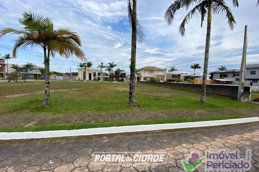 Terreno &agrave; venda - 387m&sup2; - Barra do Sa&iacute;