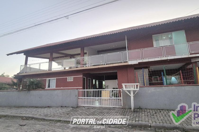 Casa &agrave; venda - 360m&sup2; - Cambij&uacute;