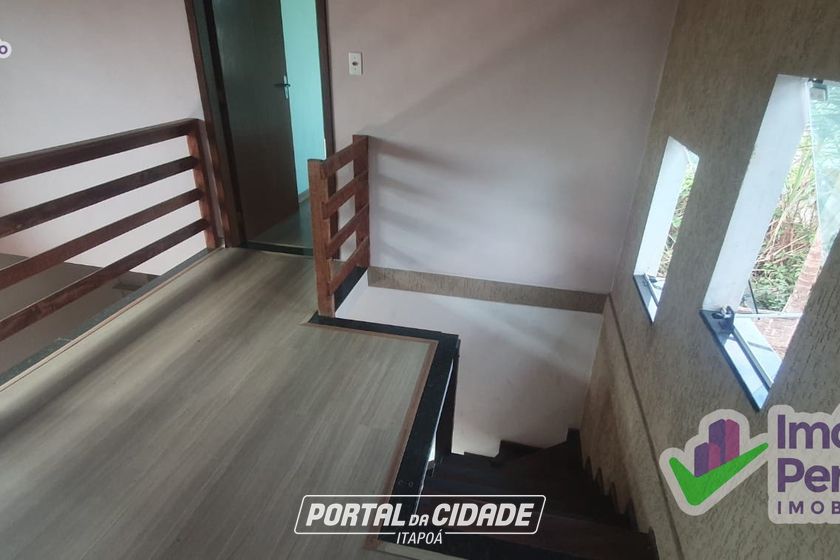 Casa &agrave; venda - 202m&sup2; - Centro
