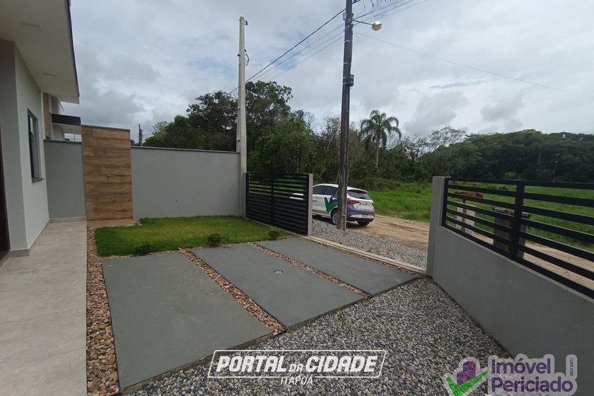 Casa &agrave; venda - 59m&sup2; - Barra do Sa&iacute;