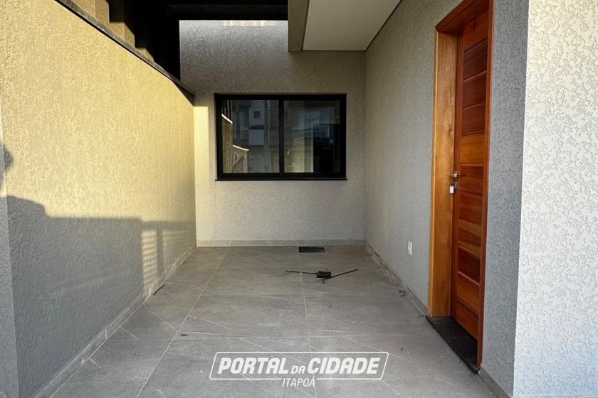Casa &agrave; venda - 131m&sup2; - Barra do Sa&iacute;