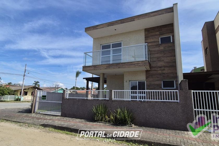 Casa &agrave; venda - 101m&sup2; - Cambij&uacute;