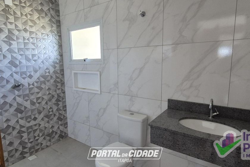 Casa &agrave; venda - 101m&sup2; - Cambij&uacute;