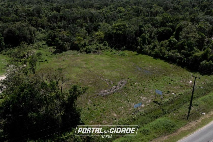 Terreno &agrave; venda - 8445m&sup2; - Barra do Sa&iacute;