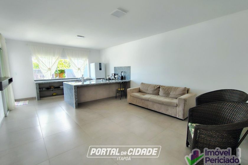 Casa &agrave; venda - 105m&sup2; - Barra do Sa&iacute;