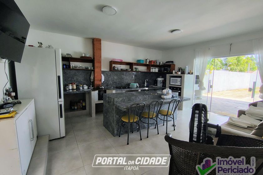 Casa &agrave; venda - 128m&sup2; - Barra do Sa&iacute;