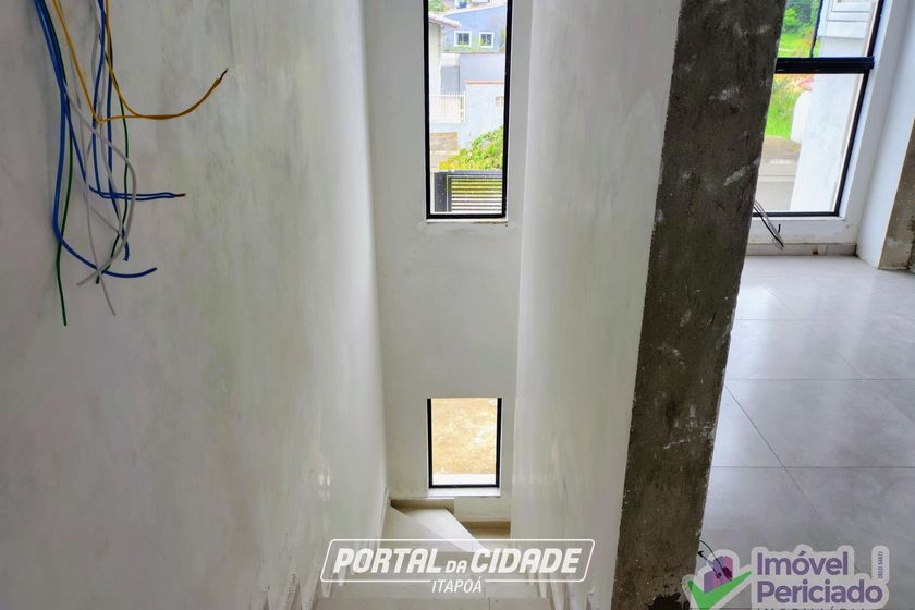 Casa &agrave; venda - 94m&sup2; - Barra do Sa&iacute;