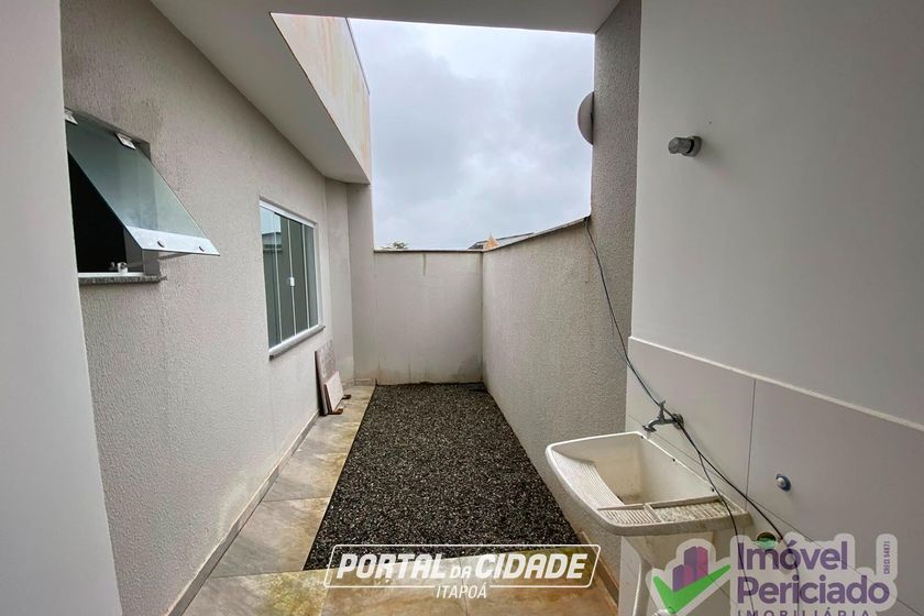 Casa &agrave; venda - 80m&sup2; - Barra do Sa&iacute;