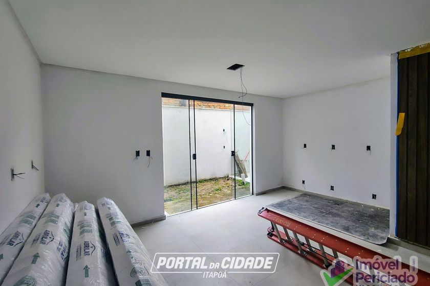 Casa &agrave; venda - 94m&sup2; - Barra do Sa&iacute;