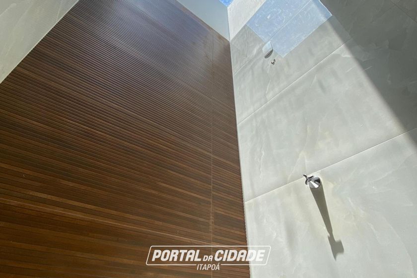 Casa &agrave; venda - 118m&sup2; - Barra do Sa&iacute;