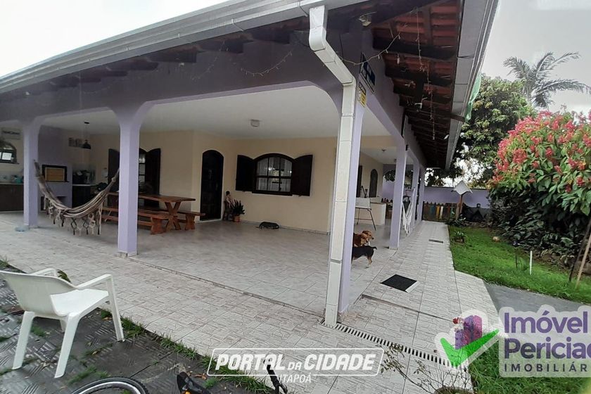 Casa &agrave; venda - 203m&sup2; - Centro