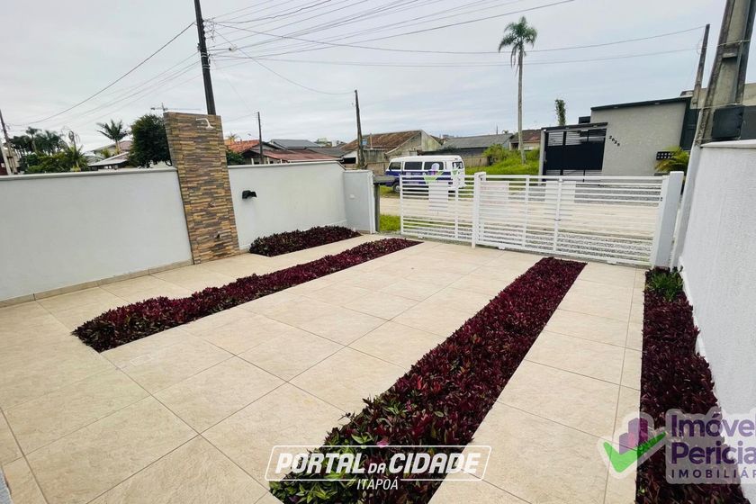 Casa &agrave; venda - 83m&sup2; - Barra do Sa&iacute;