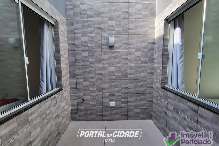 Casa &agrave; venda - 105m&sup2; - Barra do Sa&iacute;
