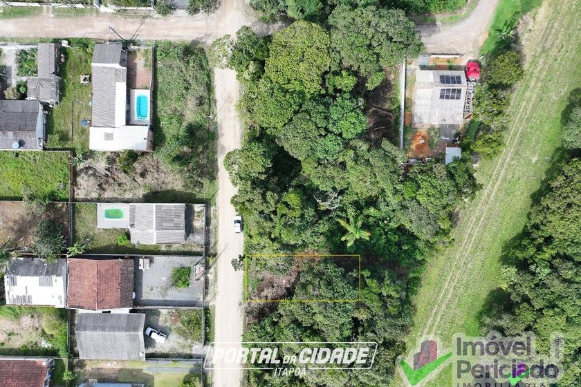 Terreno &agrave; venda - 300m&sup2; - Pontal do Norte
