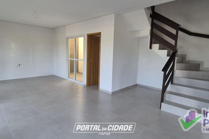 Casa &agrave; venda - 101m&sup2; - Cambij&uacute;