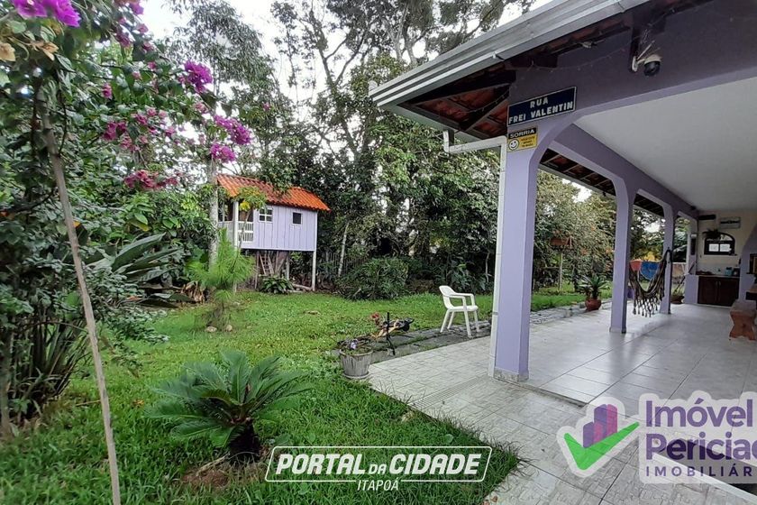 Casa &agrave; venda - 203m&sup2; - Centro