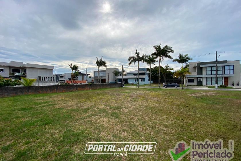 Terreno &agrave; venda - 387m&sup2; - Barra do Sa&iacute;