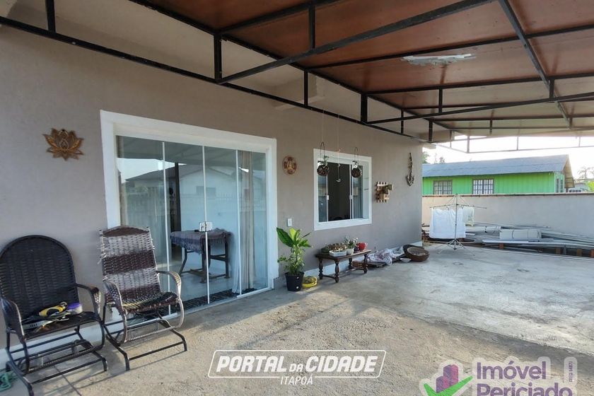 Casa &agrave; venda - 160m&sup2; - Barra do Sa&iacute;