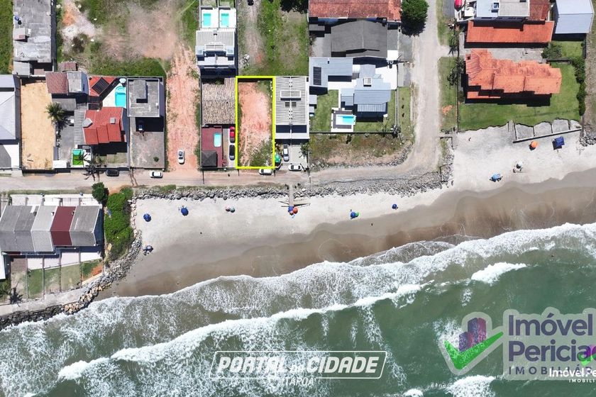 Terreno &agrave; venda - 360m&sup2; - Cambij&uacute;
