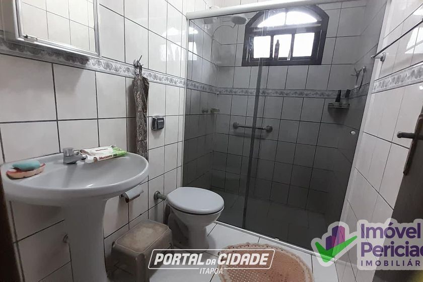 Casa &agrave; venda - 203m&sup2; - Centro