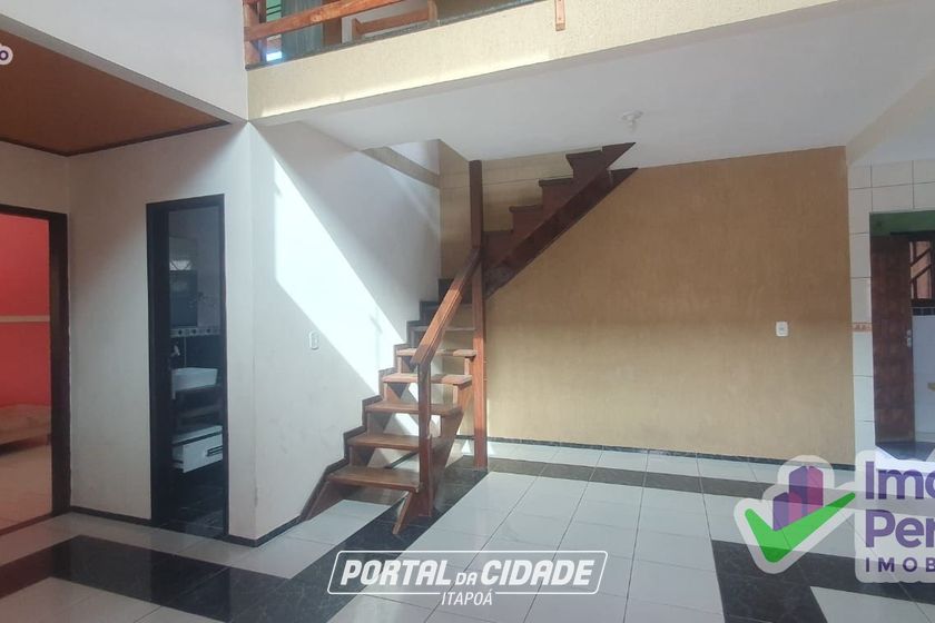 Casa &agrave; venda - 202m&sup2; - Centro