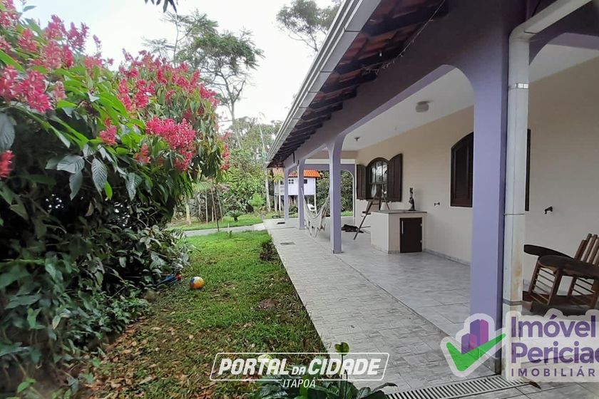 Casa &agrave; venda - 203m&sup2; - Centro