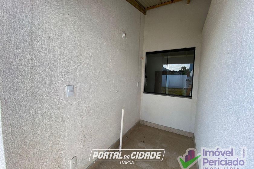 Casa &agrave; venda - 66m&sup2; - Cambiju