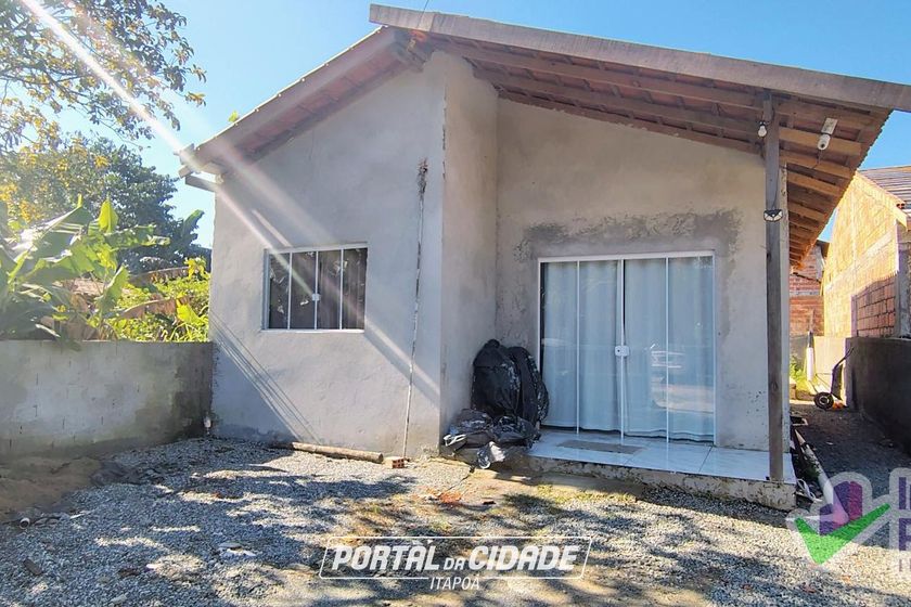 Casa &agrave; venda - 60m&sup2; - Continental