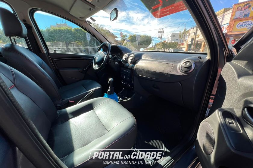 Renault SANDERO