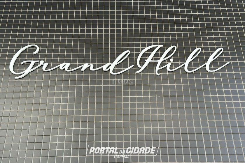 Apartamento &agrave; venda - 200m&sup2; - Meia Praia