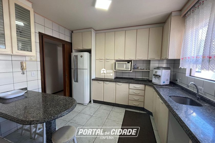 Apartamento para alugar - 228m&sup2; - Centro