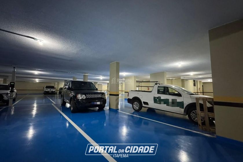 Apartamento &agrave; venda - 93m&sup2; - Centro